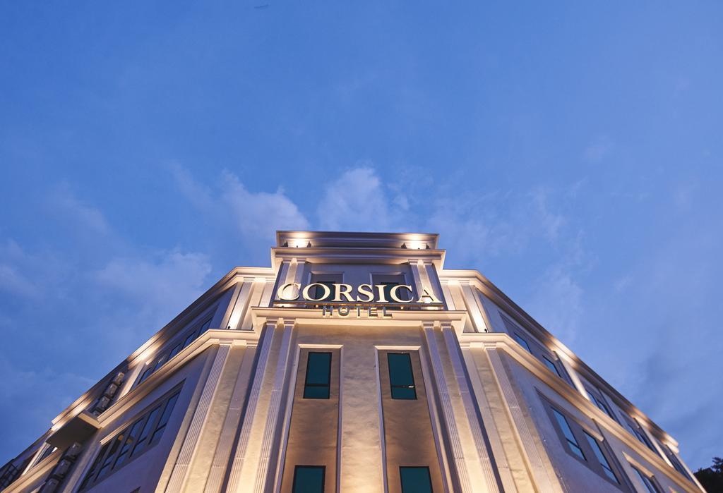 Corsica Hotel Kulai Exterior photo